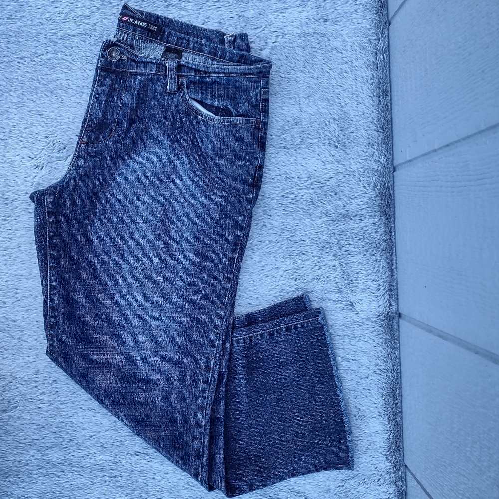 Dkny Jeans Low Rise Wide Leg Denim Capris Size 13